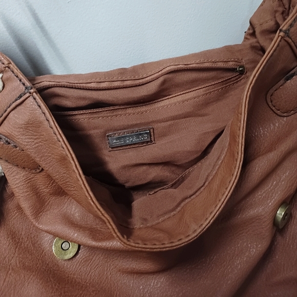 Bang - Picture 4 of 4